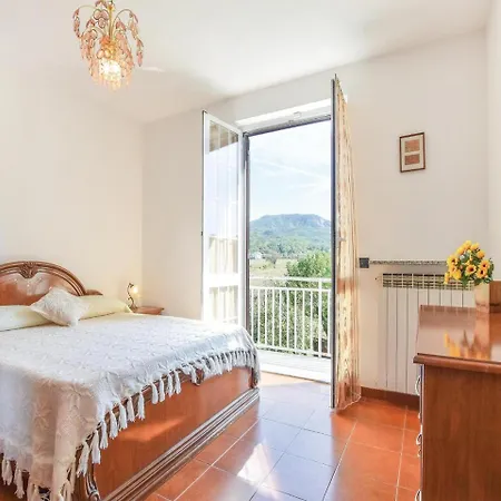 Casa vacanze Two-bedroom Holiday In Borghetto Di Borbera
