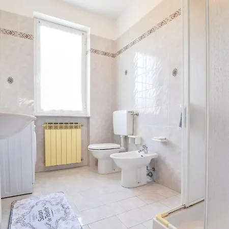 Two-bedroom Holiday In Casa vacanze *