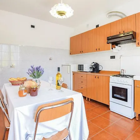 Two-bedroom Holiday In Borghetto Di Borbera
