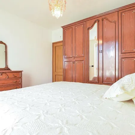 Two-bedroom Holiday In Borghetto Di Borbera